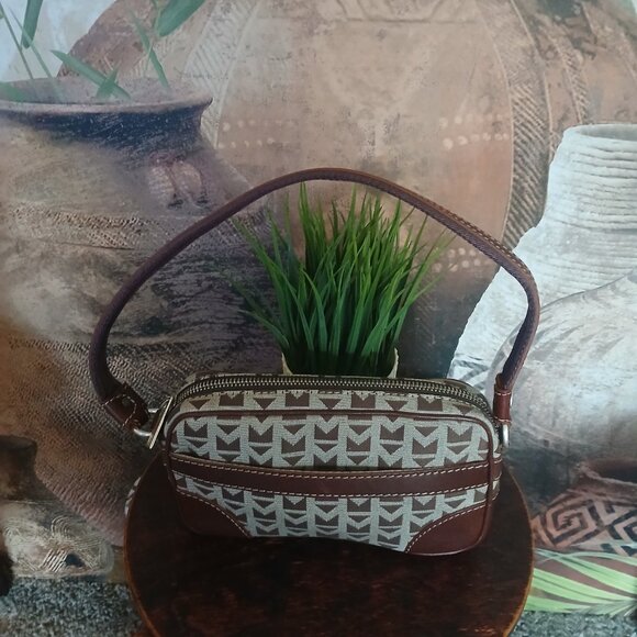 MICHAEL KORS vintage small handbag - Picture 2 of 6